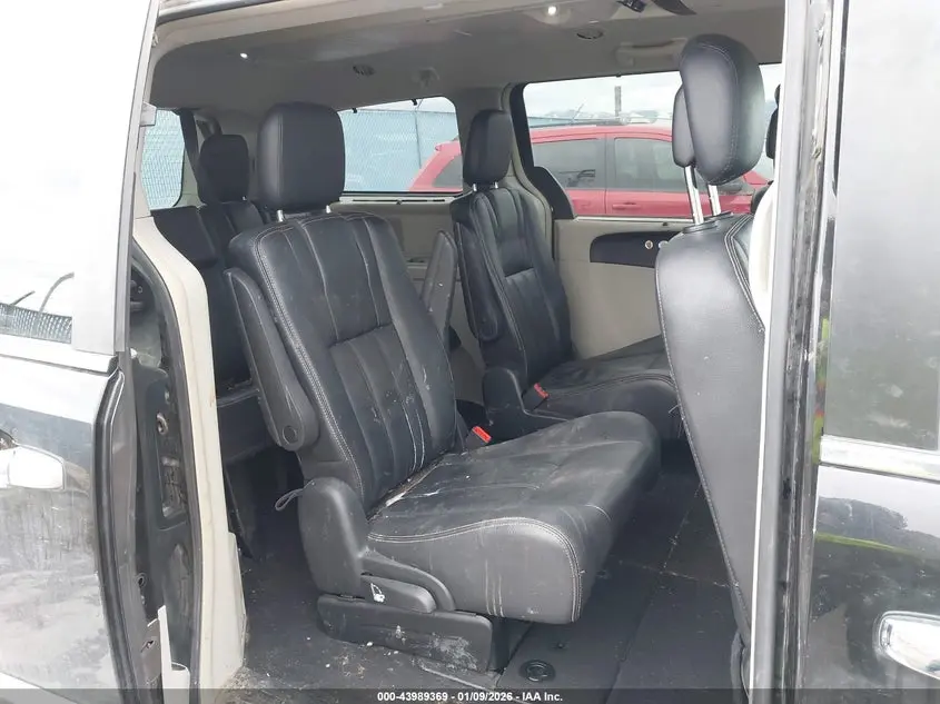 2016 CHRYSLER TOWN & COUNTRY TOURING