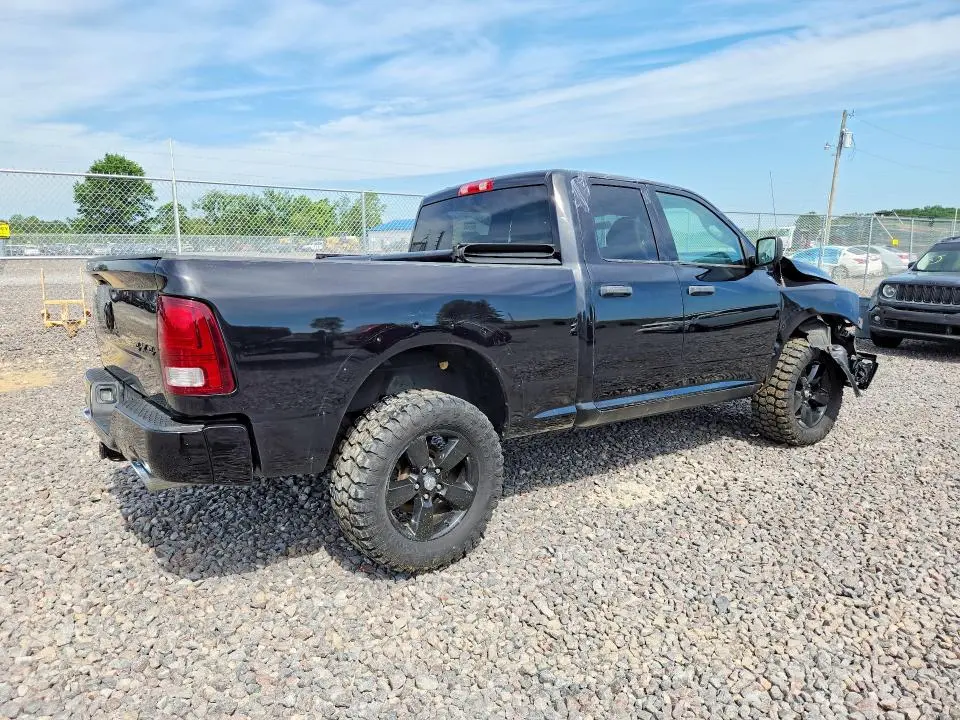 2013 RAM 1500 ST  