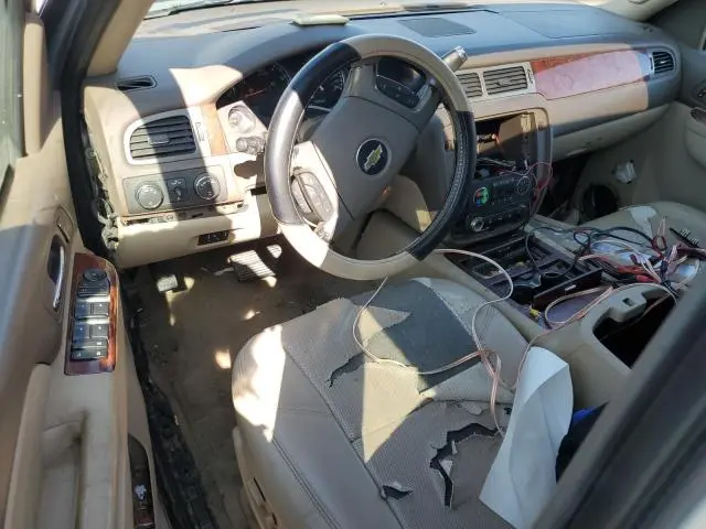 2011 CHEVROLET SUBURBAN K1500 LTZ  