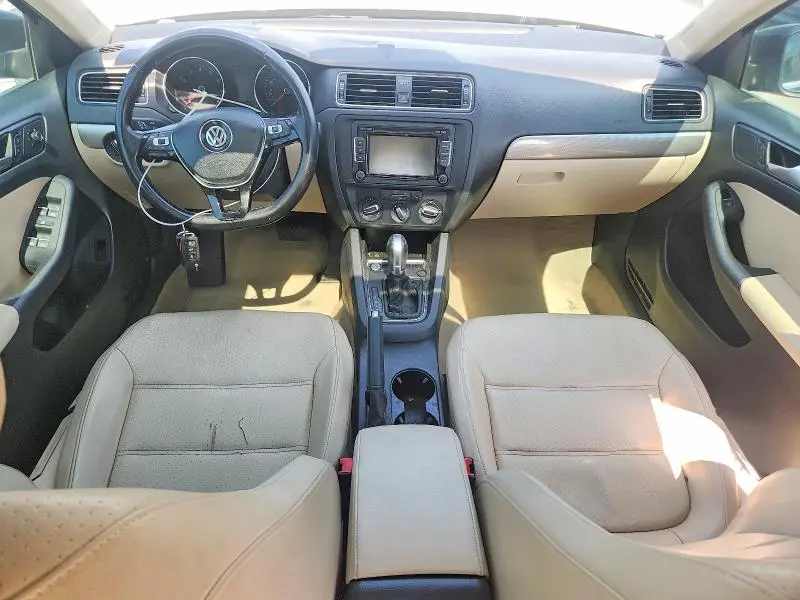 2015 VOLKSWAGEN JETTA SE  