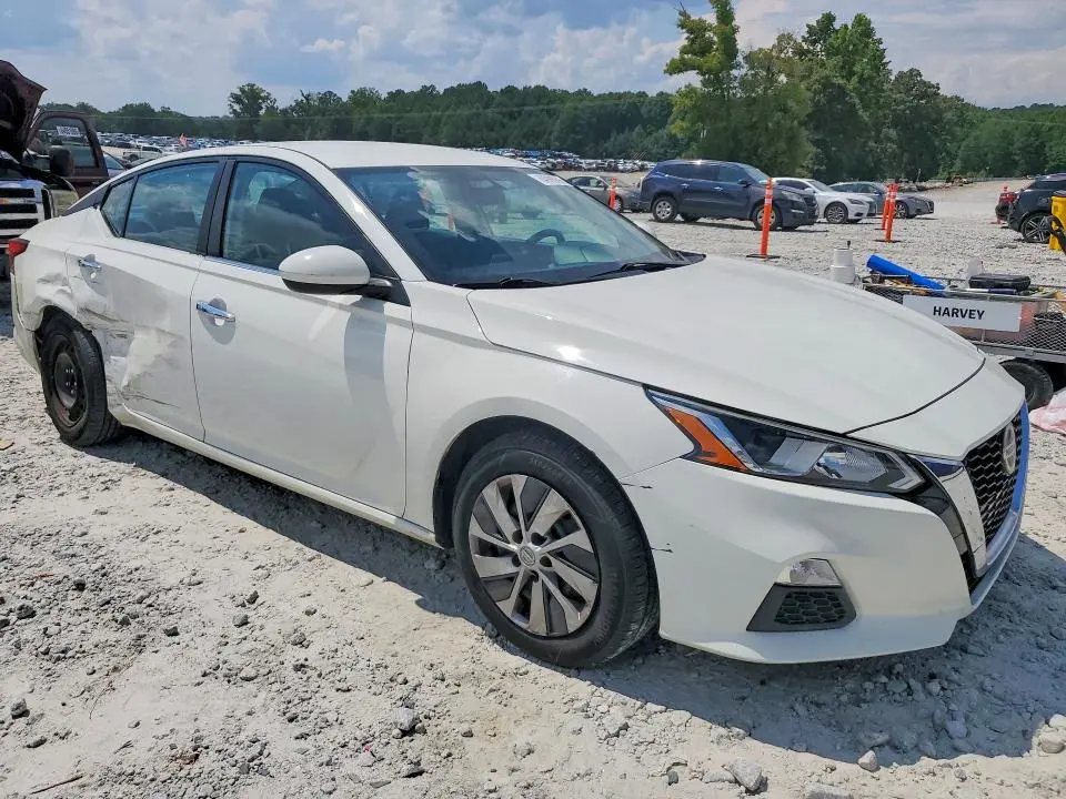 2020 NISSAN ALTIMA S  