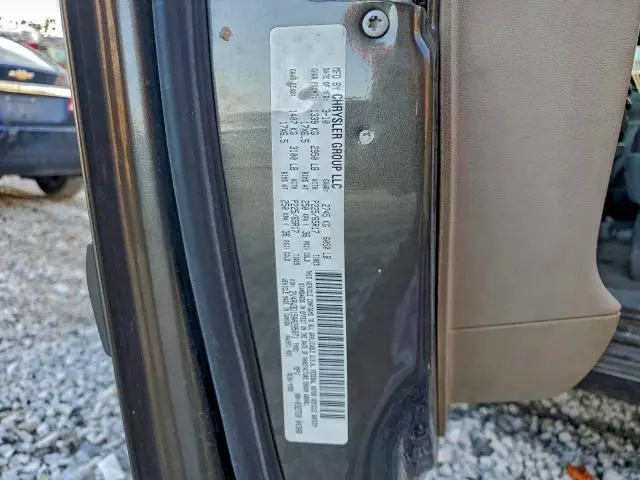 2010 VOLKSWAGEN ROUTAN SE  