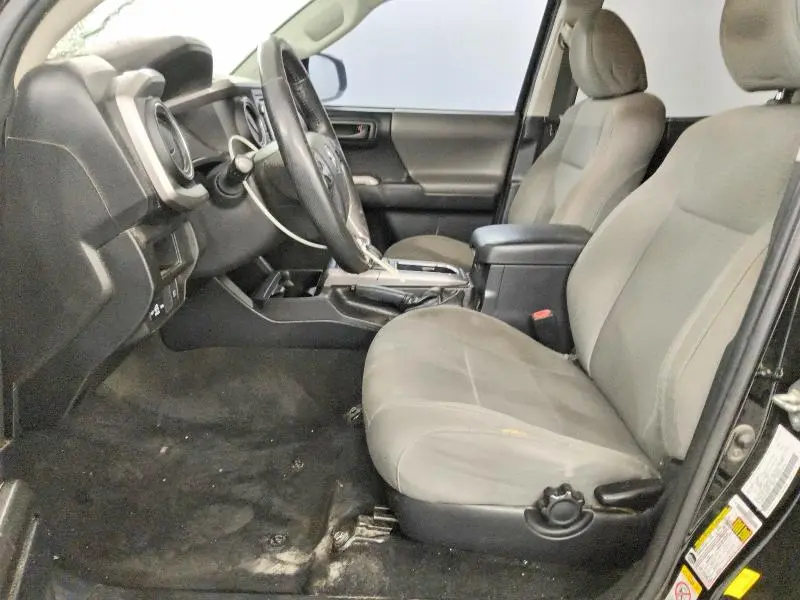 2018 TOYOTA TACOMA SR5  