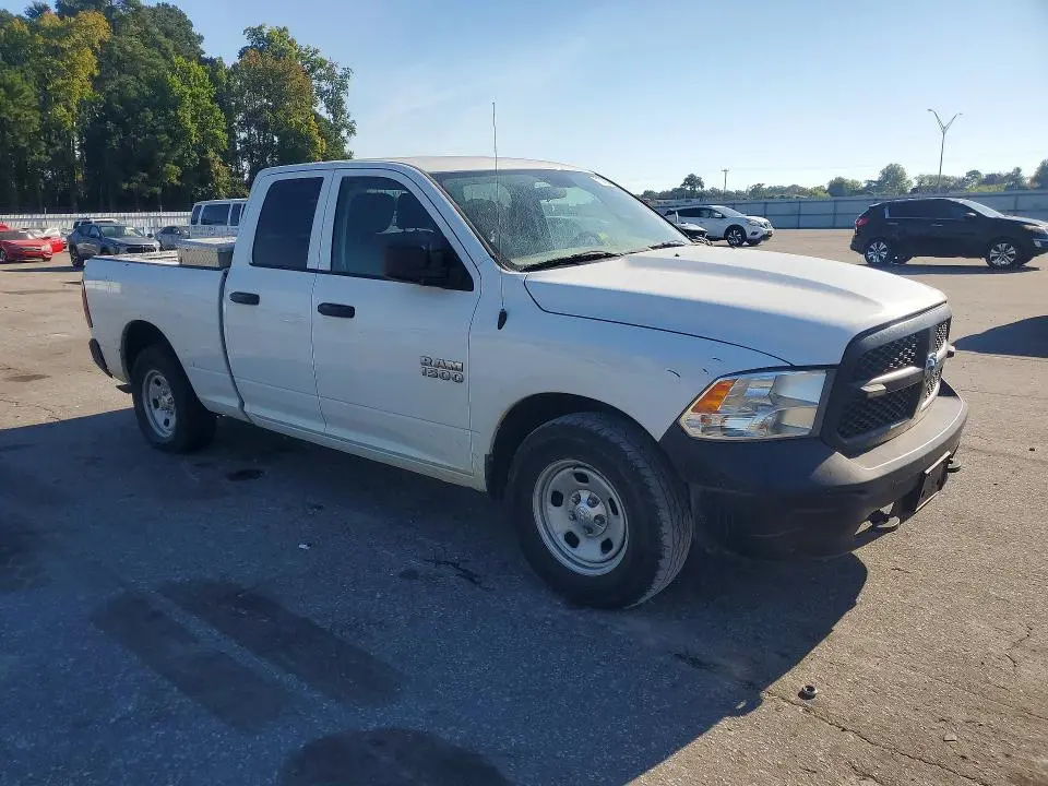 2015 RAM 1500 ST  