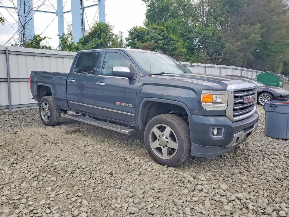 2017 GMC SIERRA K2500 SLT  