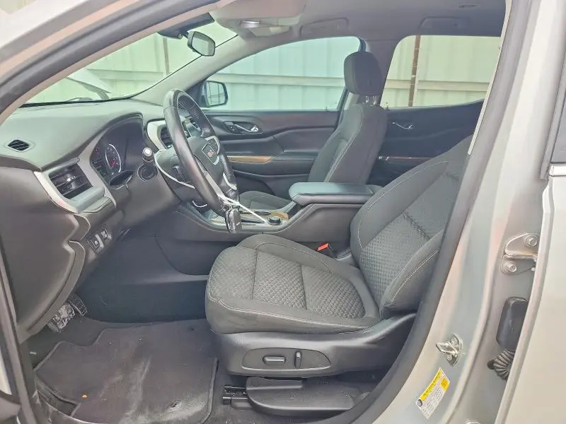 2017 GMC ACADIA SLE  