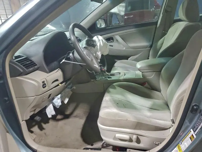 2011 TOYOTA CAMRY BASE  