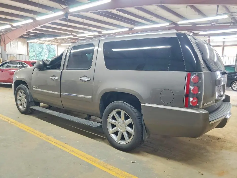 2013 GMC YUKON XL DENALI  