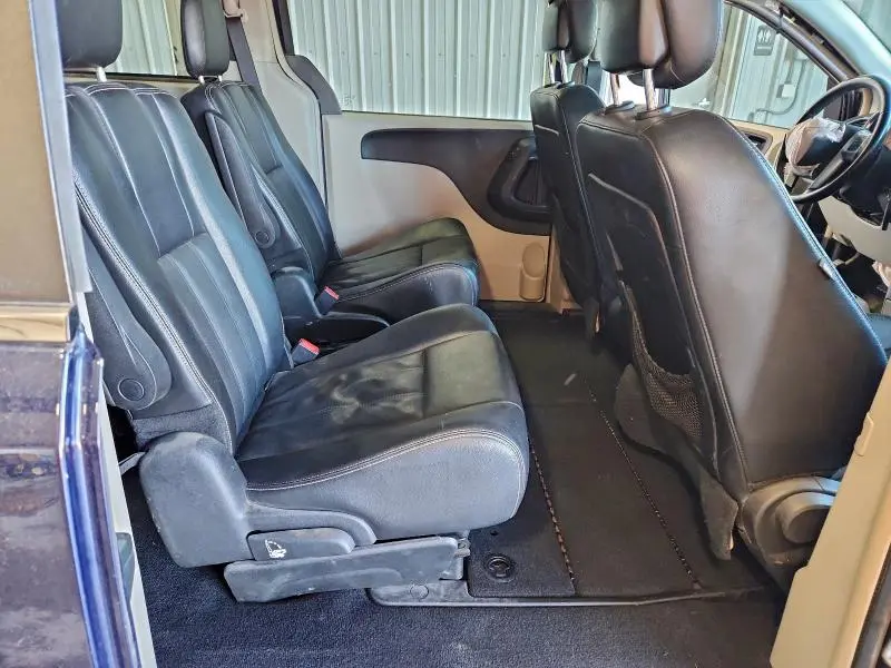 2013 CHRYSLER TOWN & COUNTRY TOURING  