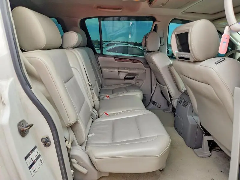 2010 NISSAN ARMADA SE  