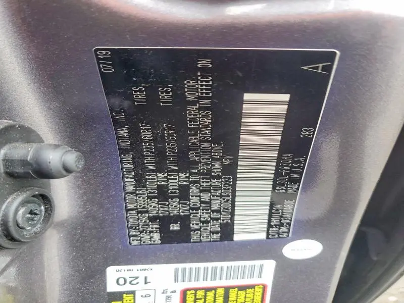 2020 TOYOTA SIENNA XLE 8-PASSENGER  