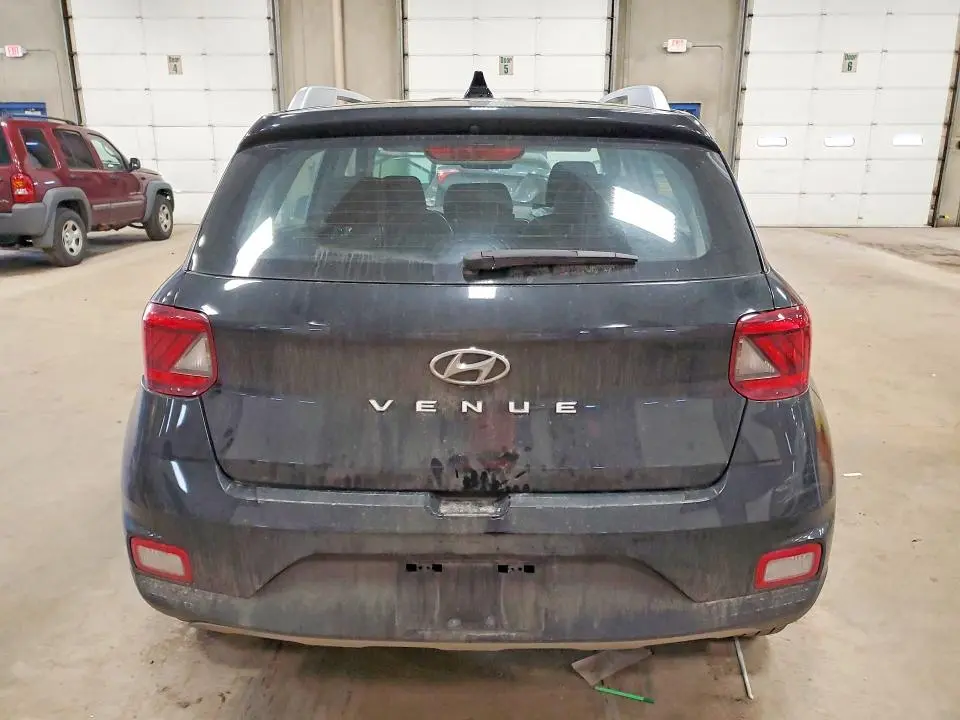 2022 HYUNDAI VENUE SEL  