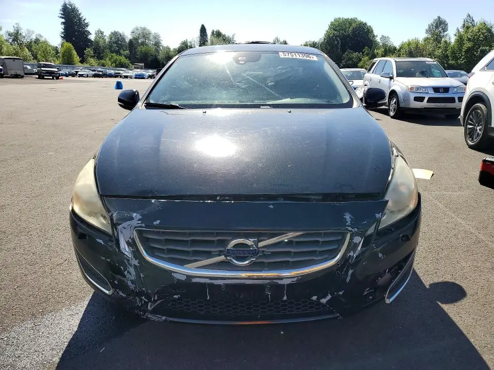 2013 VOLVO S60 T5  