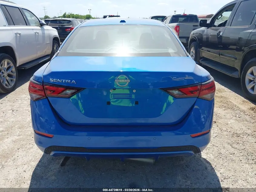2025 NISSAN SENTRA SV