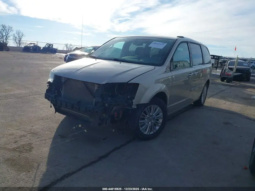 2013 CHRYSLER TOWN & COUNTRY LIMITED