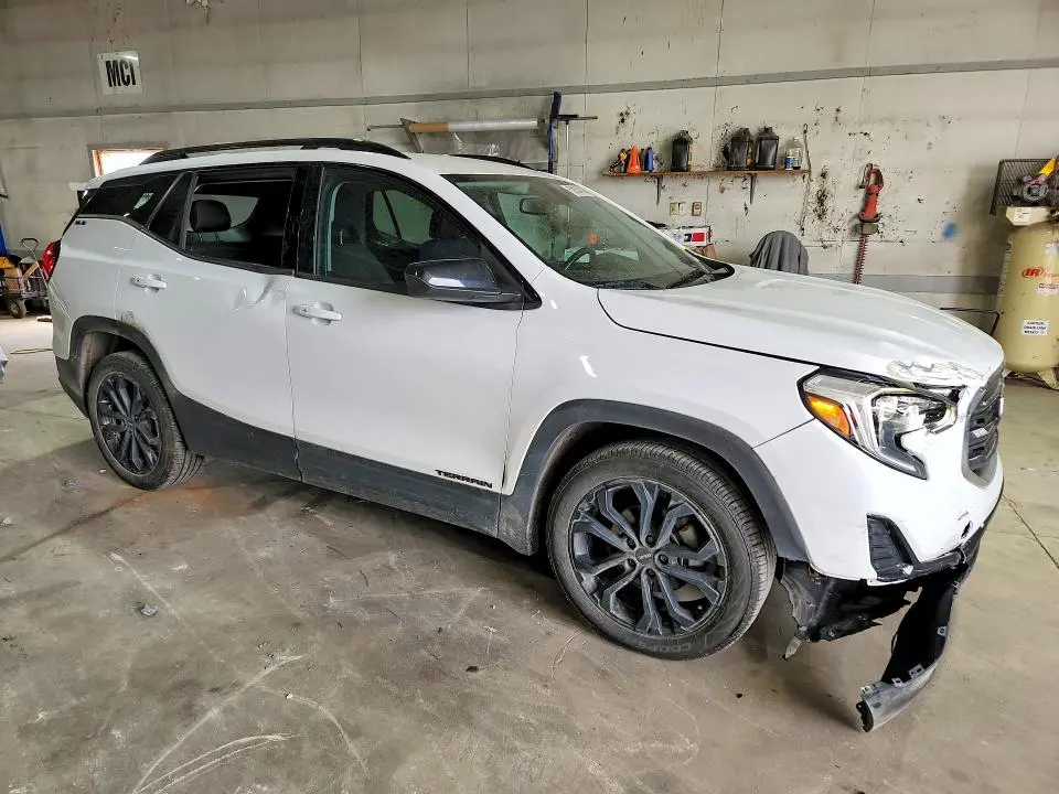 2019 GMC TERRAIN SLE  