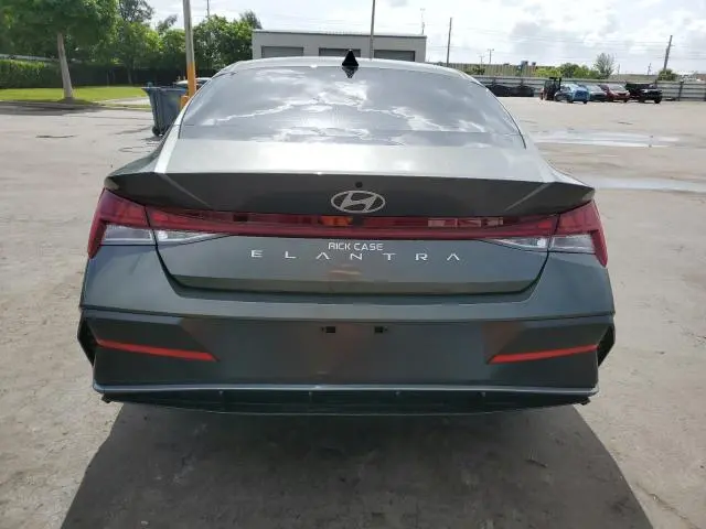 2025 HYUNDAI ELANTRA SEL  