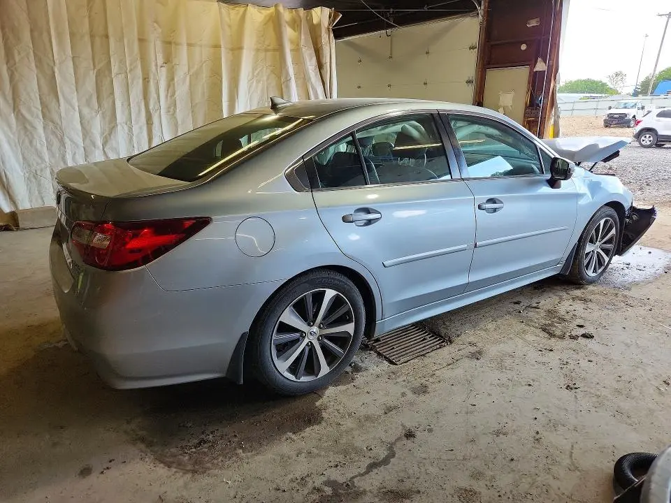 2017 SUBARU LEGACY 3.6R LIMITED  