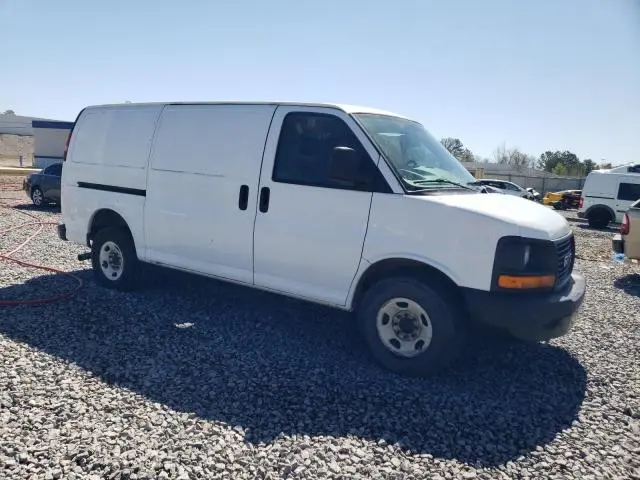2012 GMC SAVANA G2500  