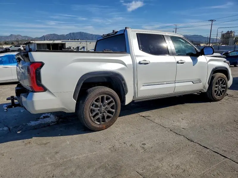 2025 TOYOTA TUNDRA CREWMAX PLATINUM  