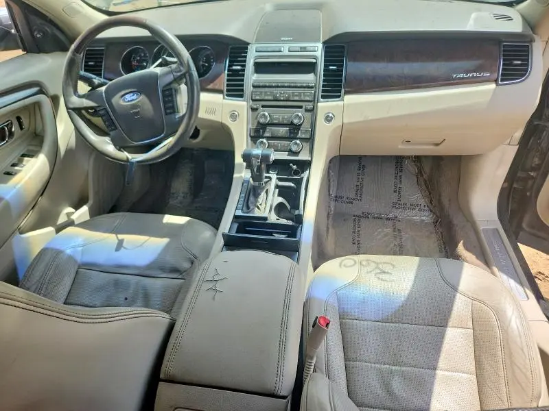 2010 FORD TAURUS LIMITED  