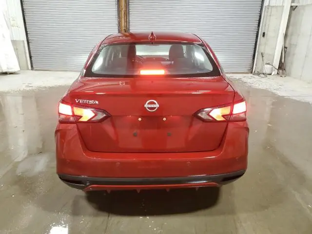 2025 NISSAN VERSA SV  