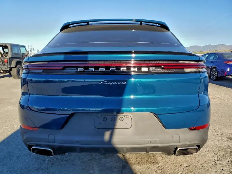 2024 PORSCHE CAYENNE COUPE  