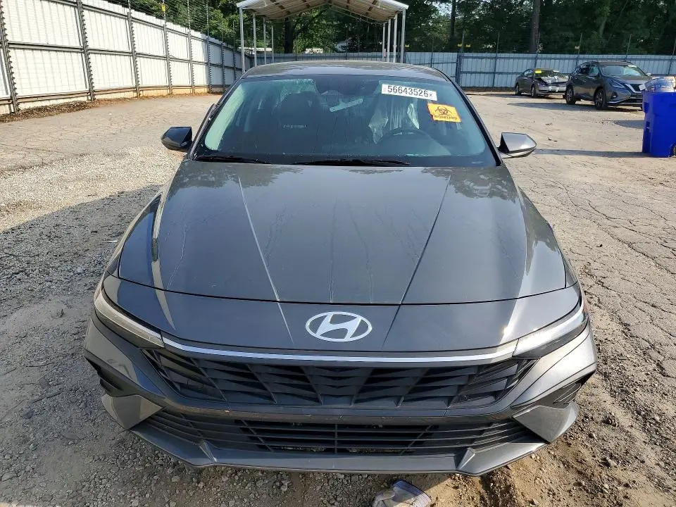 2024 HYUNDAI ELANTRA SEL  