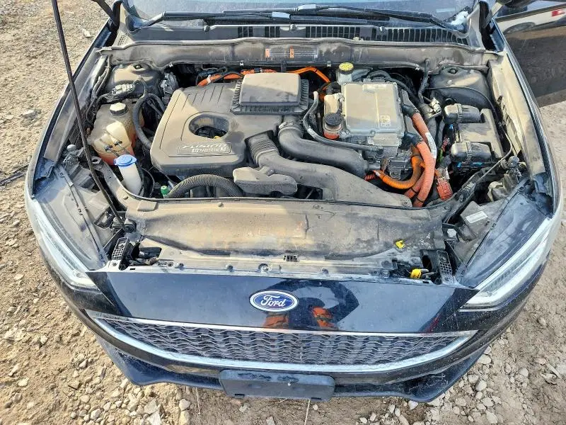 2017 FORD FUSION TITANIUM PHEV  