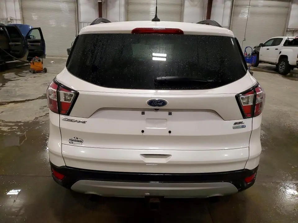 2018 FORD ESCAPE SEL  