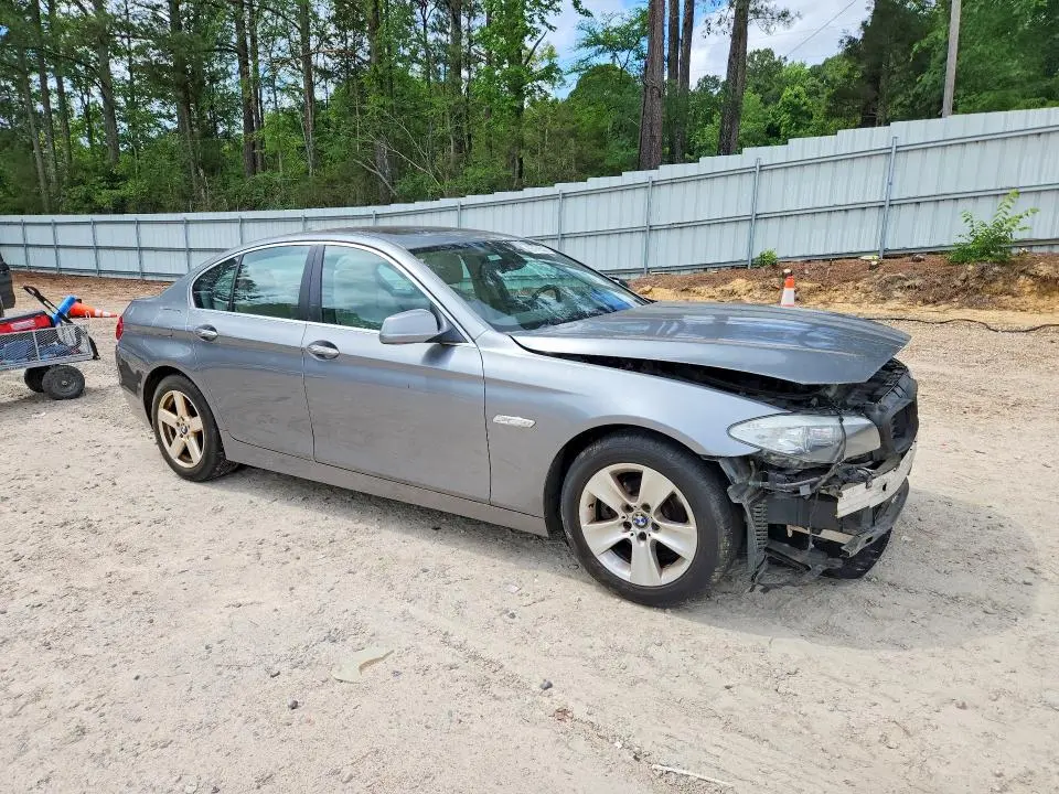 2011 BMW 528 I  