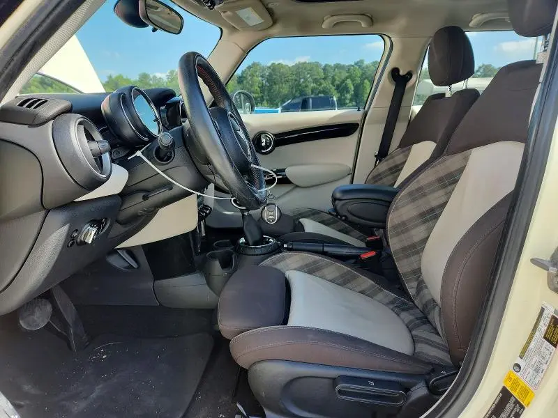2015 MINI COOPER S  