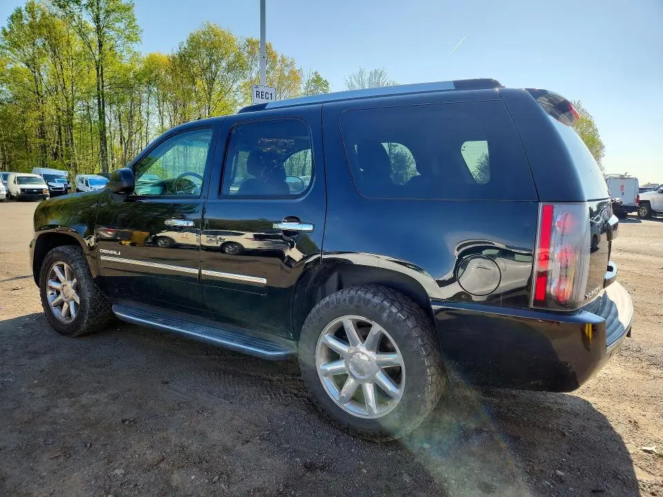 2013 GMC YUKON DENALI  