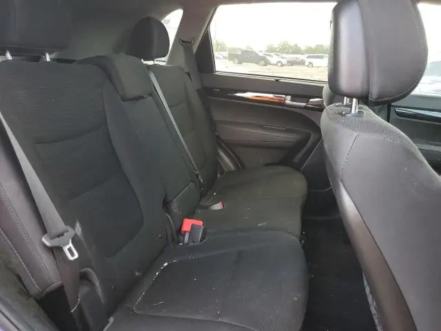 2015 KIA SORENTO LX  