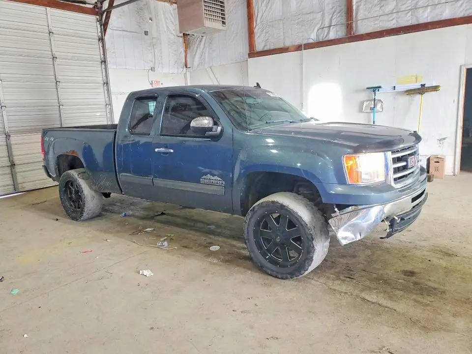 2013 GMC SIERRA K1500 SL  