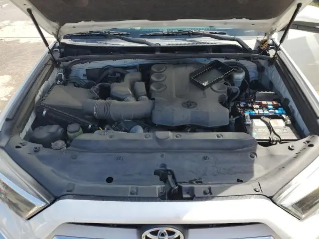 2019 TOYOTA 4RUNNER SR5  