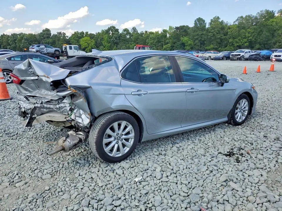 2019 TOYOTA CAMRY LE  