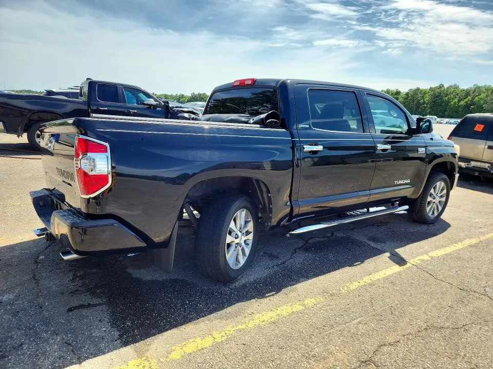 2016 TOYOTA TUNDRA CREWMAX LIMITED  