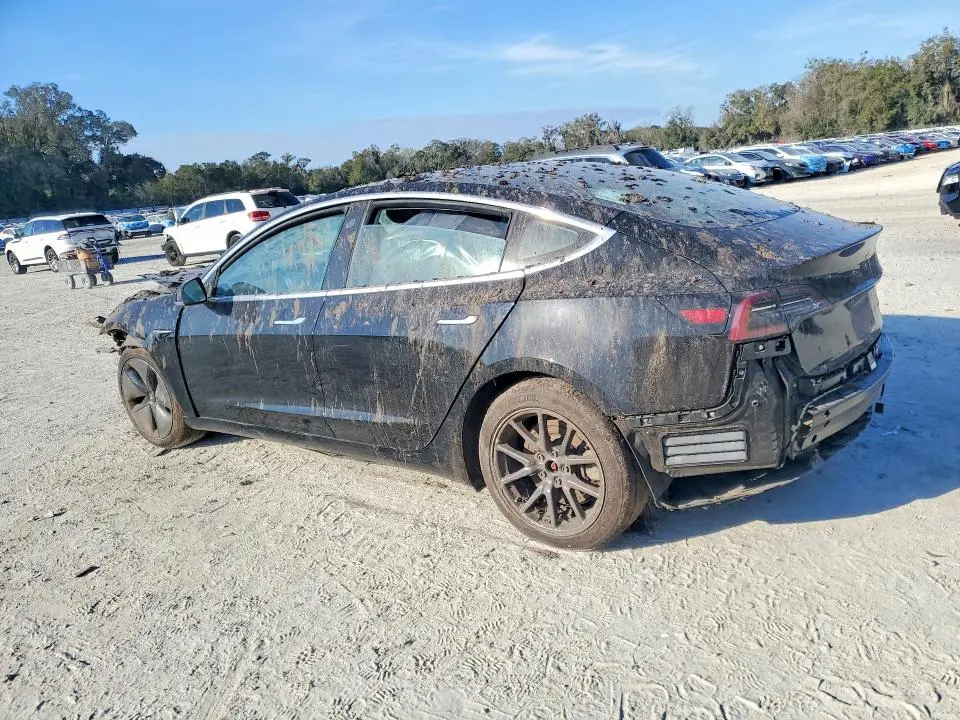 2018 TESLA MODEL 3   