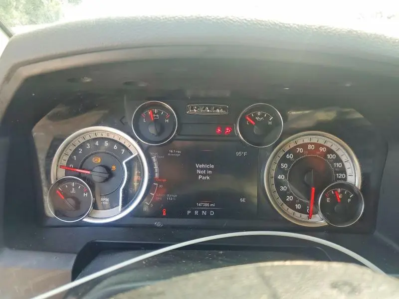 2017 RAM 1500 SLT  