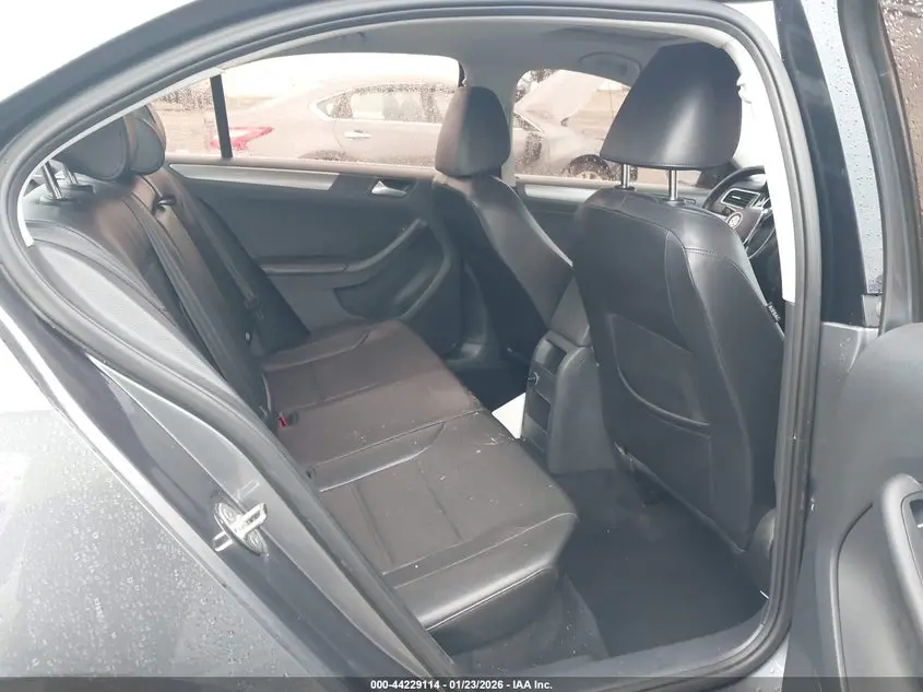 2015 VOLKSWAGEN JETTA 2.0L TDI SE