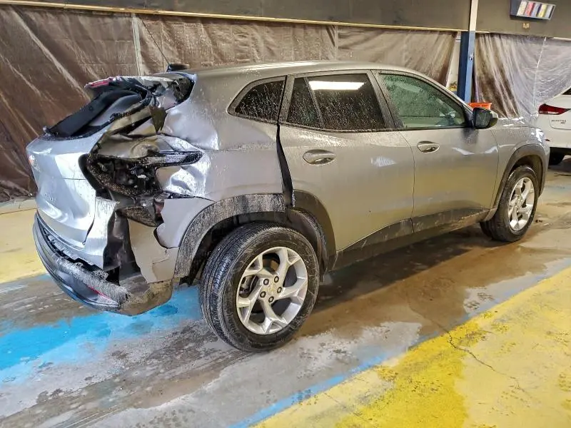 2025 CHEVROLET TRAX LS  