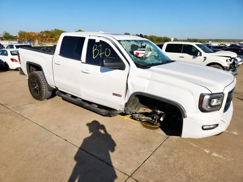 2018 GMC SIERRA K1500 SLT  