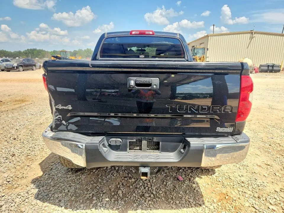 2016 TOYOTA TUNDRA SR5  