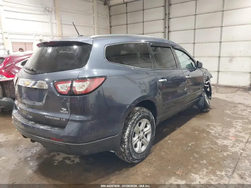 2014 CHEVROLET TRAVERSE LS