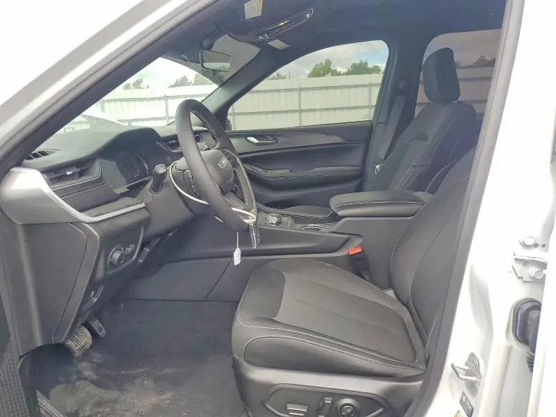 2025 JEEP GRAN CHERO   