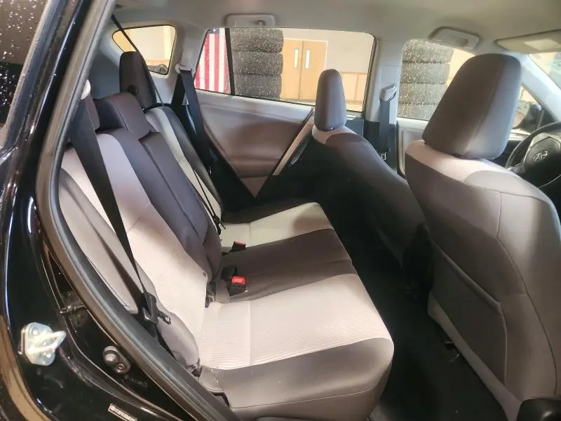 2013 TOYOTA RAV4 LE  