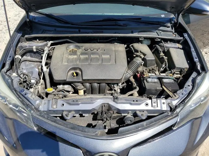 2017 TOYOTA COROLLA SE  