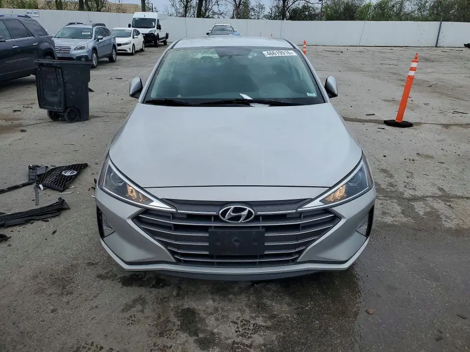 2019 HYUNDAI ELANTRA SEL  
