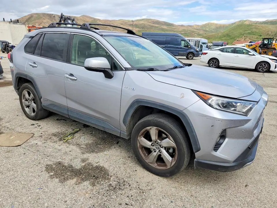 2020 TOYOTA RAV4 LIMITED  